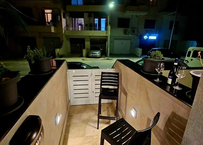 Platinum Court